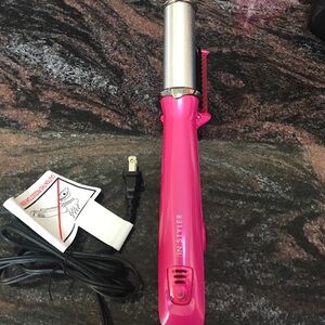 Instyler curling iron